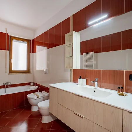 Casa Diletta - Charming With Private Balconies 아파트호텔 3*