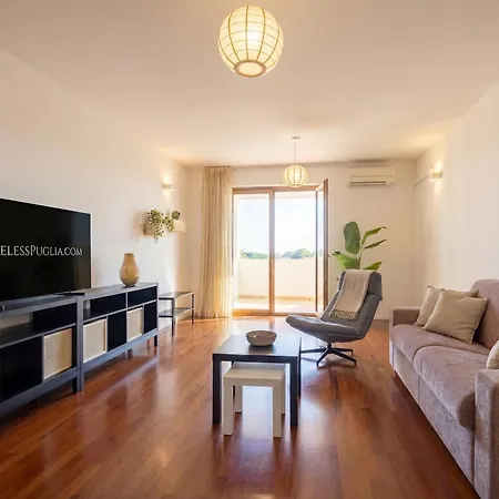 アパートホテル Casa Diletta - Charming With Private Balconies